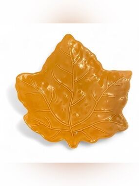 Harvest Mustard Yellow Leaf Plate Ceramic Microwave Dishwasher Safe Serving Tray